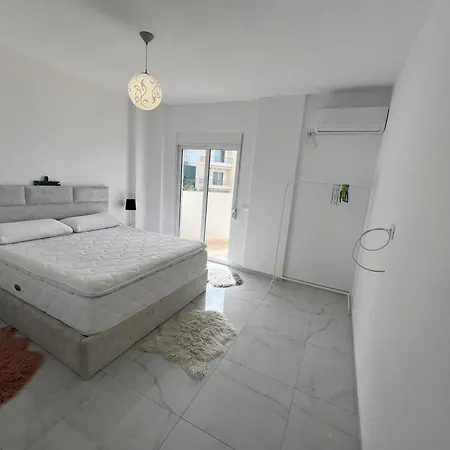 Apartment Casa Saraci White 1 *